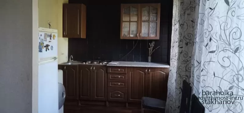 Продается 3-х комнатная квартира в Стаханове