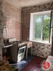 Продам 2-ком. квартиру Г. Стаханов