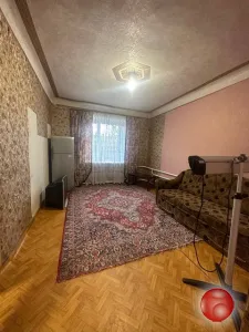 ПРОДАМ ДВЕ 2-х КОМНАТНЫЕ КВАРТИРЫ СТАХАНОВ