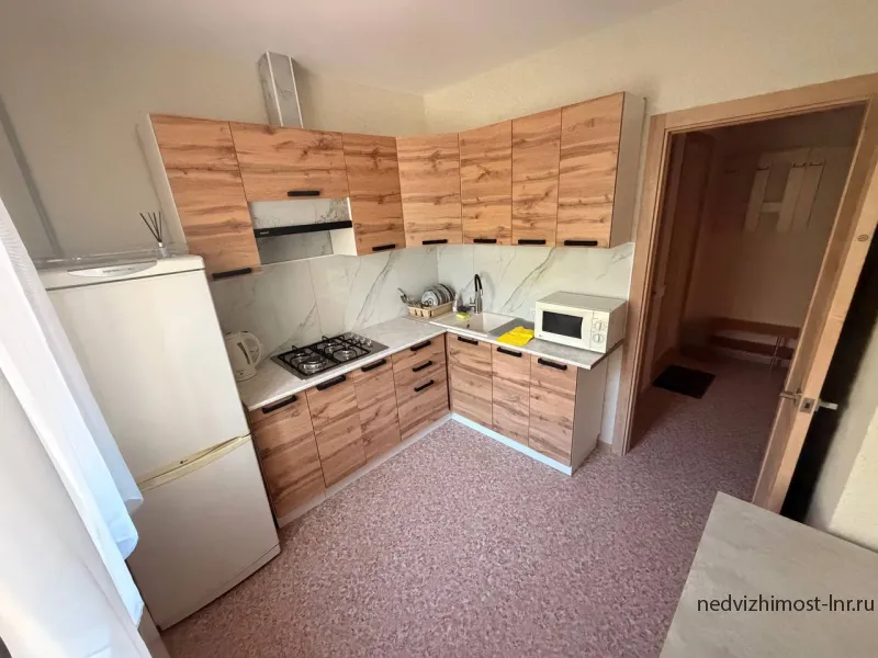 Продам 3- к квартиру на кв. Мирный